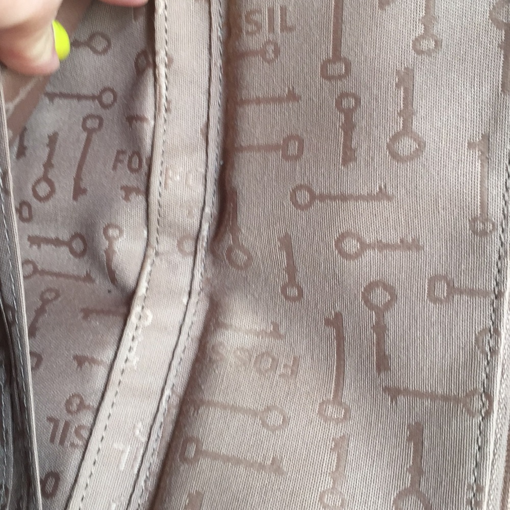 Fossil Wallet In Good Condition - image 6